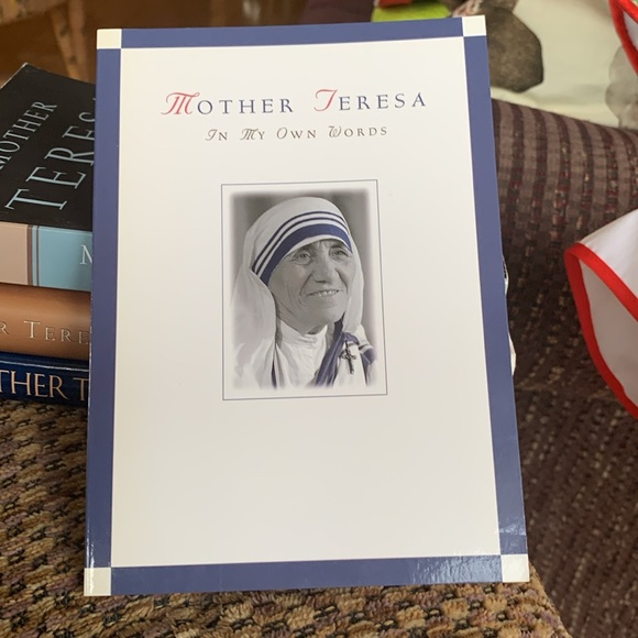 Books about Mother Teresa(6) - Picture 2 of 13